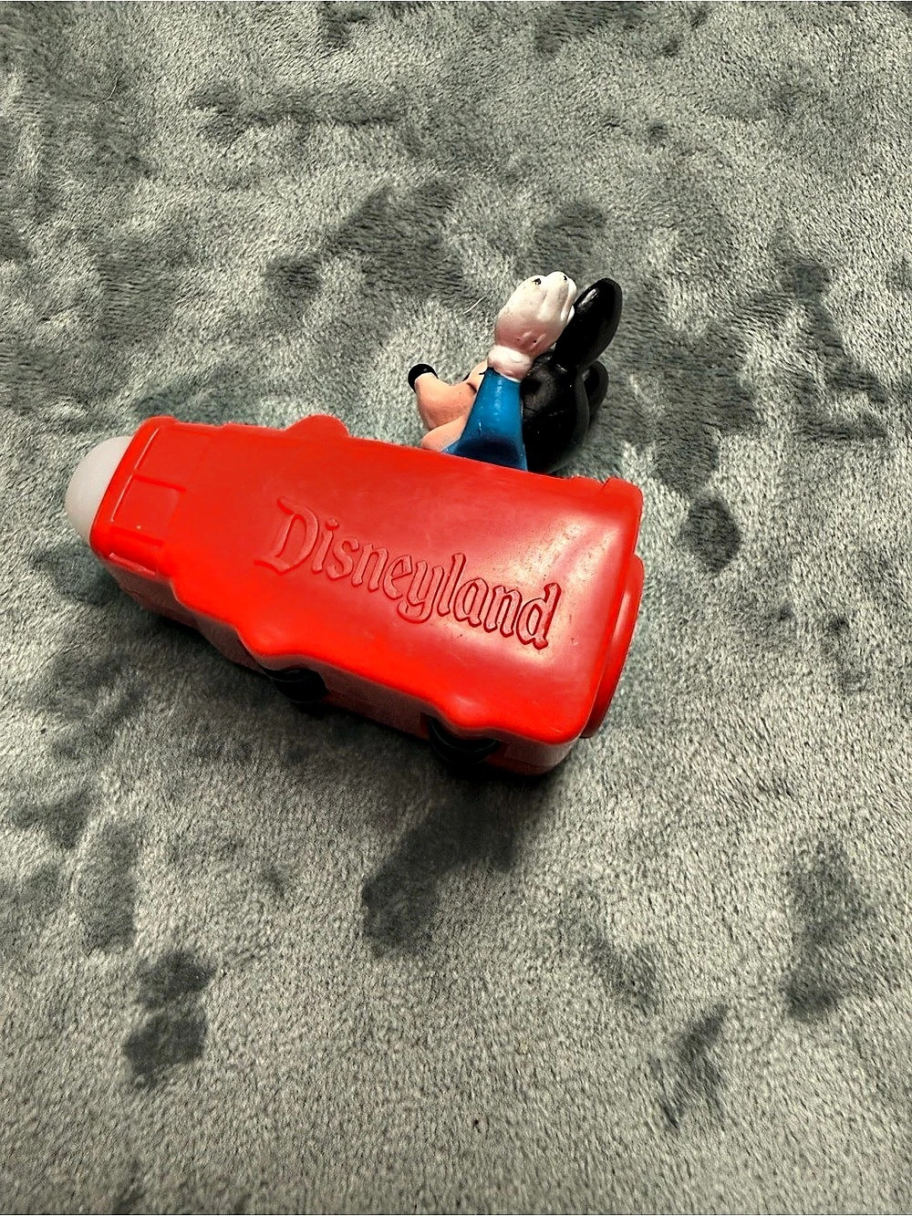 Disneyland Mickey Mouse viewer toy Red